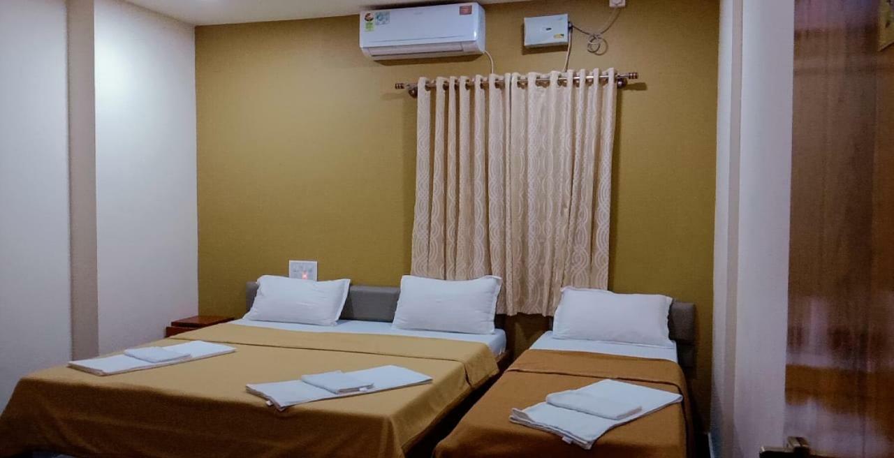 Blue Crystal Lodge Shimoga Exterior foto